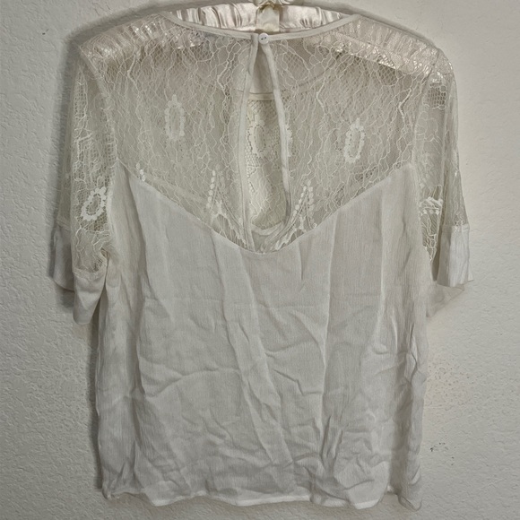 Lucca White Top Sheer Lace Lightweight Boho Flowy Tee Shirt Blouse Keyhole Sz S - Picture 3 of 9